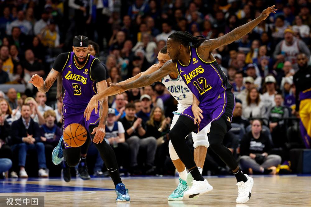 孙颖莎与伊 孙颖莎与伊