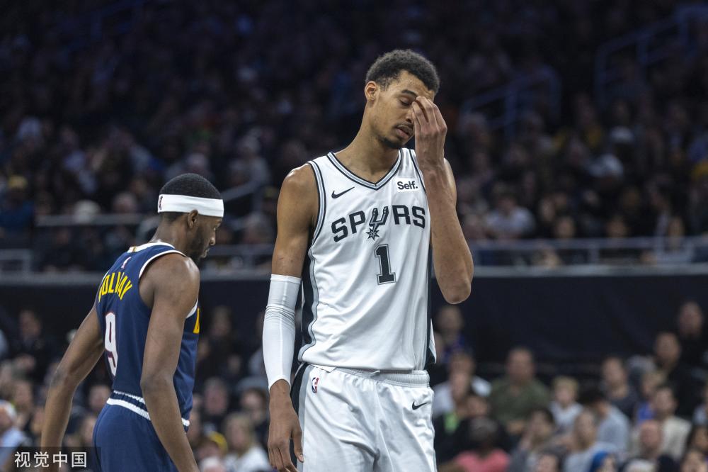 一个鲜活的 一个鲜活的